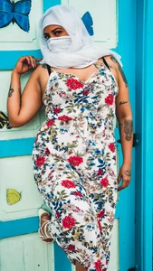 "Every corner inspired me ... to provoke you" od zully_arab  6 snímek