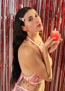 Nicolleth_tk kullanıcısının Under My Skin 😈 albümü -  4 fotoğraf