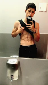 Dorianmistery2322_ Public Pic 5