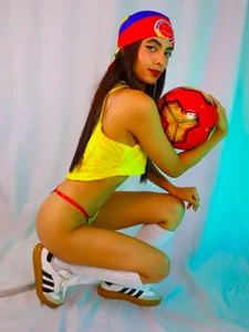 j_belle_ 💛 Passion unites us. Pic 6