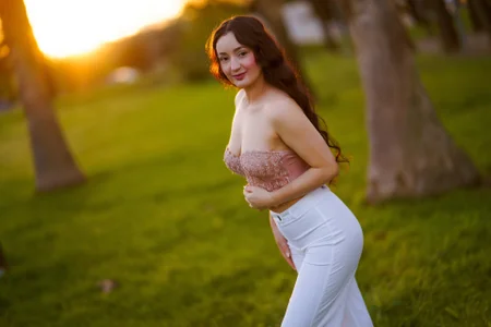 ZamphyraNightt Golden Hour Glow Immagine  6