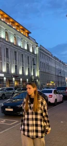 JuliaPeters Public Pic 3