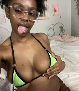 Aishadavis ME💚 Poză 3