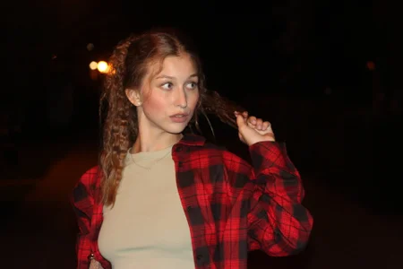 MissEmilyMiller ✨Where the Night Breathes✨ Pic 7