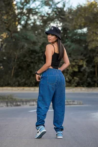 Gaby_zahir_ Public Hình 4