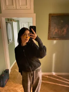 LynnCiprian A little bit of me 🤳 รูป  6