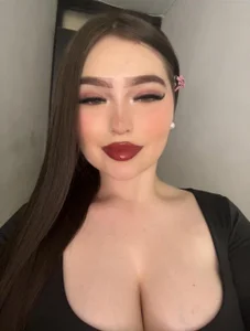 Val_dreams7 Public Pic 2
