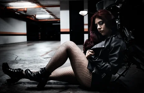 Rousse_Collinss Let's take risks Pic 5