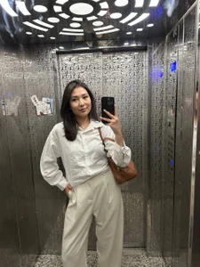 LindaHernandezのPublicの 4枚の写真