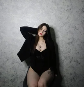 ㅤ od SunlitDeslre  4 snímek