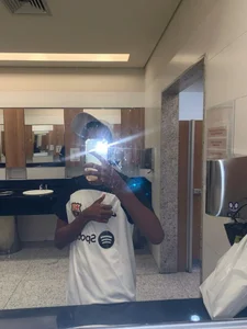 Public de SM24xhosaguy  3 Imagens