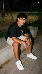 DanteSwan waiting for you Pic 2