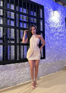 IsabellaMoreau White is mine 🤍💫 รูป  4