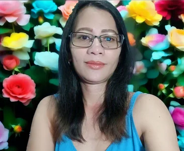 PechayPinayCharms Public Foto 3