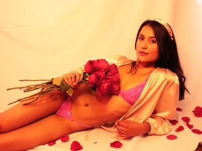 Ana__Pink Pink Pic 5