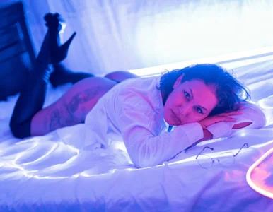 SelenaHouston Public Poză