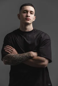 JacksonOlsenn Studio vibes Bilde 2