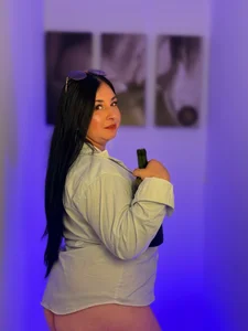 Agata_thompson A night of drinks 🍷 зображення 7