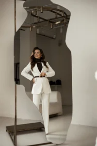 HelenBenit versatile รูป  2