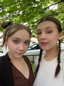 bambi_luLulu and Kate (katexxxx)🤍💜 Bild 6