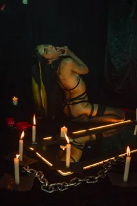 ReginaKor 𝓡𝓮𝓰𝓲𝓷𝓪 𝓓𝓪𝓻𝓴!!! 😎😈🔥 Pic 9