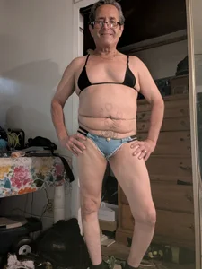 bobby69cock's photo