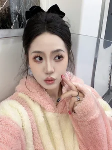 Red-666 五月 Kuva 6