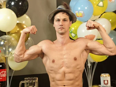 dirty-boss October Beer Festival, happy holidays to all! Pic 5