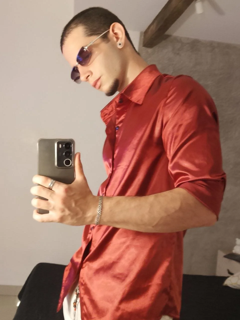 Трендове зображення  5481 isaacblaze_