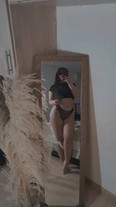 valeriewhite_ Public Kuva 3