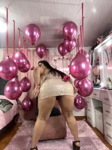 ✨ “It’s my birthday! Come celebrate with me — good vibes, good friends, and unforgettable moments!” od AnnaRosse1  5 snímek