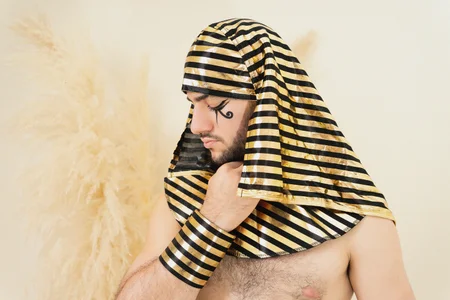 MaximusClark: The pharaoh of the profession ( 3 фото)