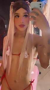 sabrinamossii 💘 টি ছবি