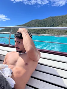 Axxxel90 Public Pic 2