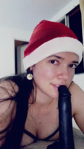 loreen_grey Your Christmas is better with me 💘🎄 Bilde 8