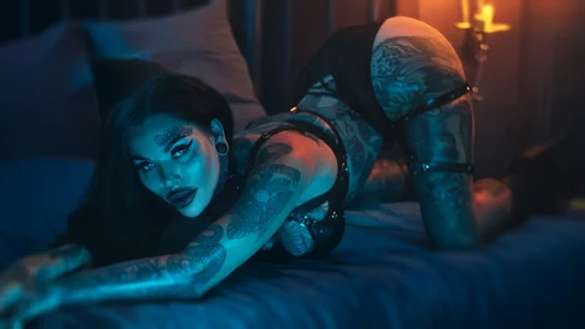 darkinkedbabe sexy neon Pic