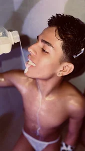 Zdjęcia owen__johnson I let my body speak and your mind complete the rest🍃🌊:  3