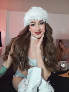 white od Lunadool  3 snímek