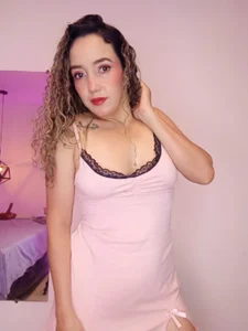 ChloeeTaylorrのSoft & Wild 💖の枚の写真