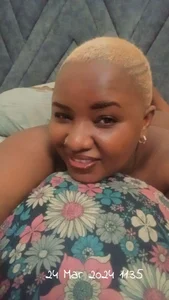 Emmie96: Public ( фото)