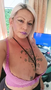 zafiro_sex_ Public Pic 3