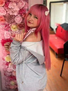 _Charlotte_Collins_ Be silent, let yourself go, and kiss me with your heart 🧸🌸 Pic 2