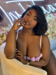 SavannahStorm Radiant Foto 4