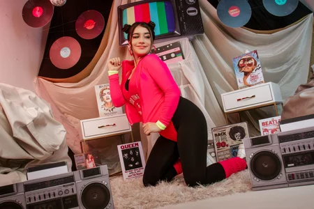 KallyMyller1 kullanıcısının dressed in the 90s albümü -  2 fotoğraf