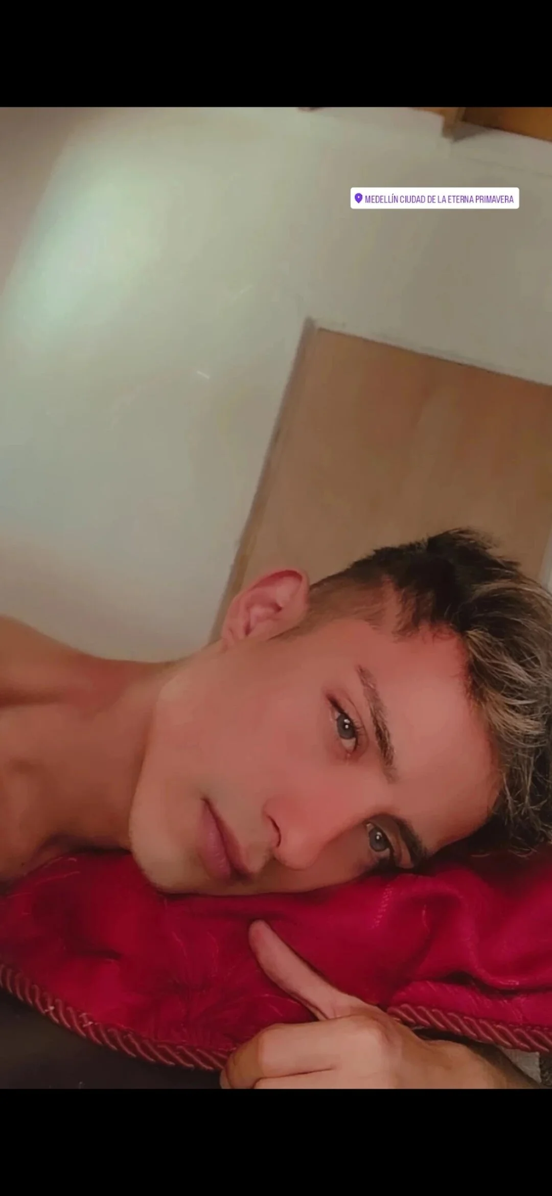 Zack__Boy_ immagine di tendenza 9831