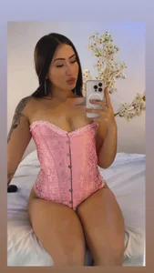 Milu_ballmer Today I feel super beautiful 💔😏  4. fénykép