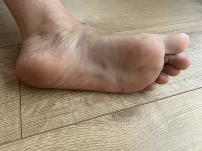 InsaneMattt: Nice feet ( 4 фото)