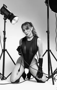 A matter of skin and attitude🔥 de EvaRoah  4 Imagens