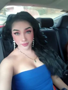 MeatyhorsecockMistress hot and sexy ehla Pic