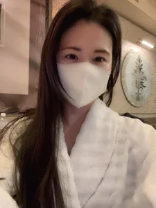 Zdjęcia Akiii999 初ラブホ配信: 